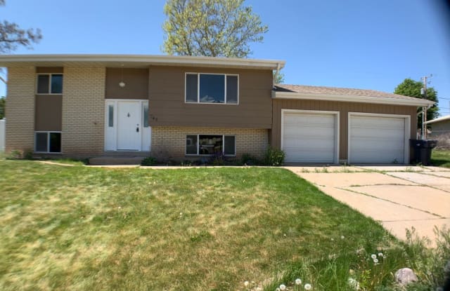 749 N Colonial St. - 749 Colonial St, Layton, UT 84041