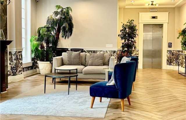 2310 First St unit 203