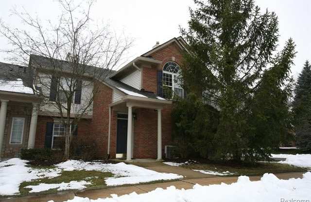 3635 TREMONTE Circle S - 3635 Tremonte Circle, Oakland County, MI 48306