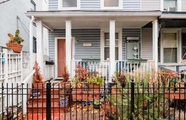 Photo of 737 MORTON Street NW unit: 2