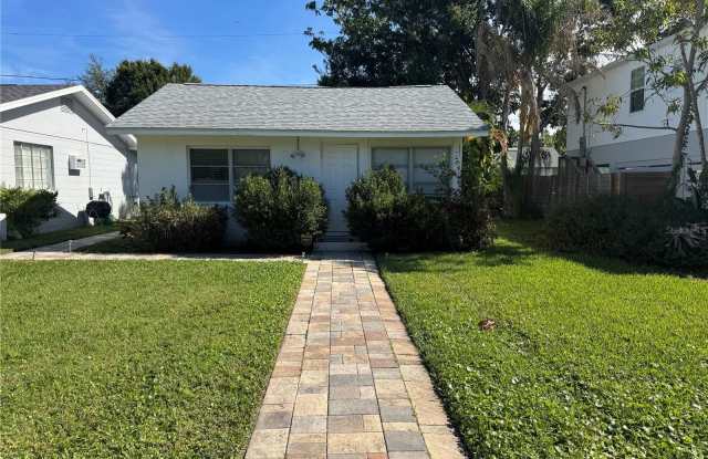 Photo of 2820 57TH STREET S