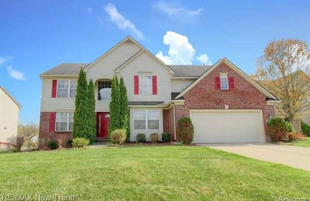 2258 WOODHAVEN