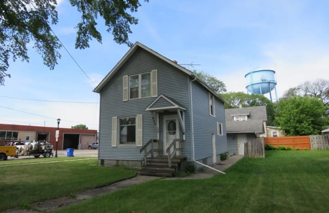 602 10th St N - 602 10th Street North, Fargo, ND 58102