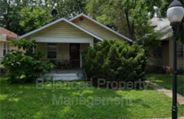1151 SW Washburn Ave