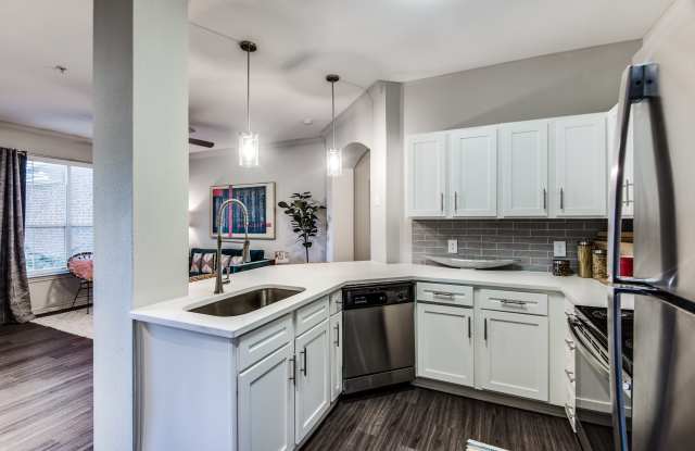 Aventura on Briar Forest