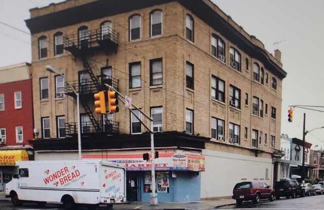 100 LINDEN AVE