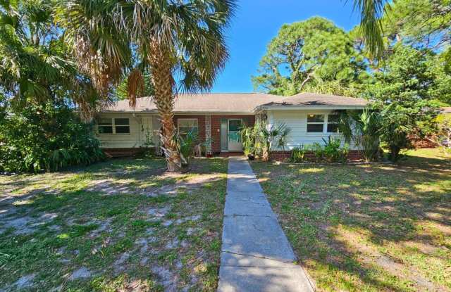 2 Bedroom, 2 Bath HOUSE in New Port Richey, FL! For RENT! photos photos