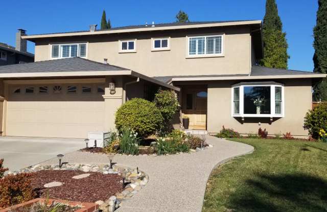 $5495 - Beautiful 4/3 Vista Park neighborhood home near Gunderson H.S.