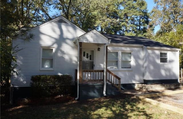 1716 Pine Street SE - 1716 Pine Street, Fair Oaks, GA 30060