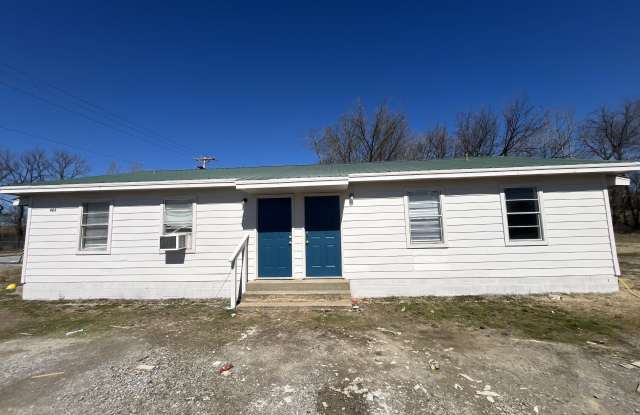 483 South Jefferson Street - B