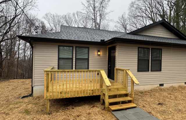 107 Walpole Lane