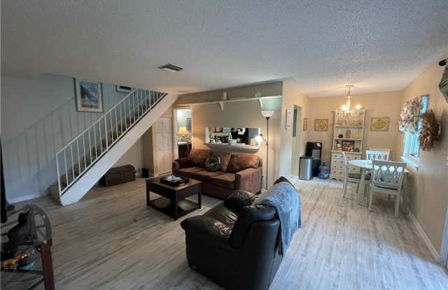 3358 Royal Canadian Trace