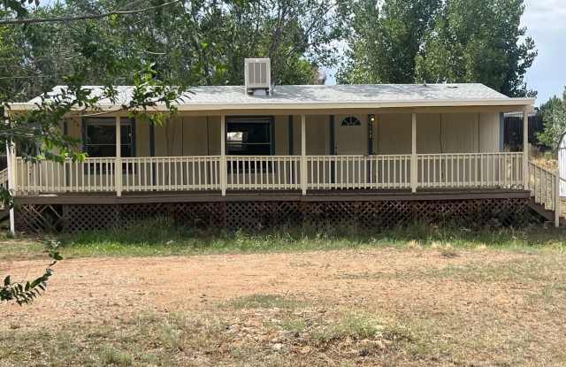 ***3 BEDROOM/2 BATHROOM IN PRESCOTT VALLEY***