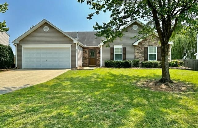 420 Woodchase Green Drive - 420 Woodchase Green Drive, Fuquay-Varina, NC 27526