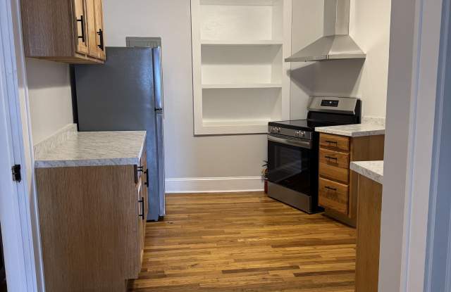 112 Main Street West