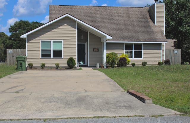 630 Scott St - 630 Scott Street, Hinesville, GA 31313