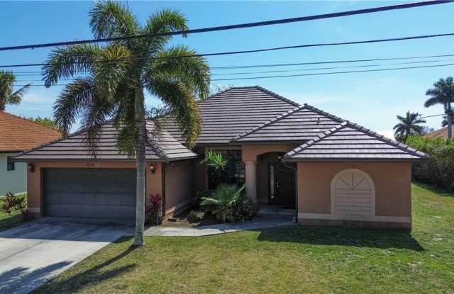 2110 SW 38th Terrace