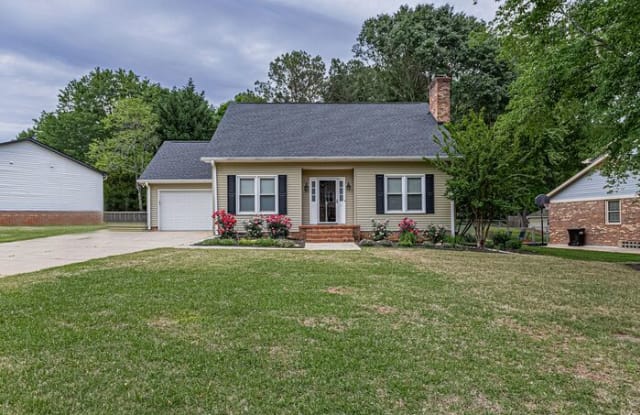 209 Manassas Drive - 209 Manassas Drive, Simpsonville, SC 29681