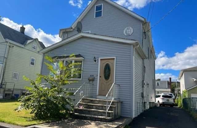 414 9th Street - 414 9th Street, Carlstadt, NJ 07072