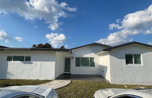 10945 SW 172nd Ter - 10945 Southwest 172nd Terrace, West Perrine, FL 33157