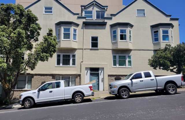 1902 Leavenworth St.