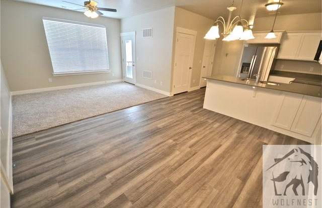 14643 S Bloom Dr Unit J204