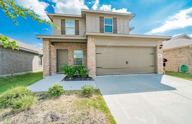 Photo of 904 Sunrise Lane