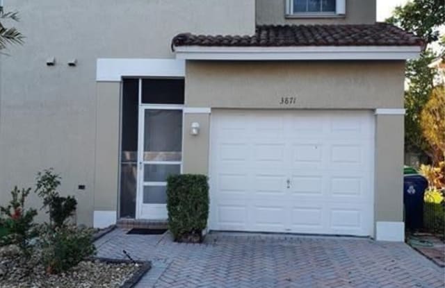 3871 NW 90th Way - 3871 Northwest 90th Way, Sunrise, FL 33351