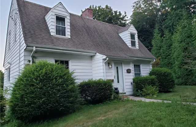 Photo of 1231 New Britain Avenue
