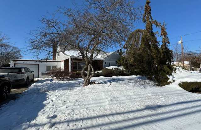 2780 Rockaway Avenue