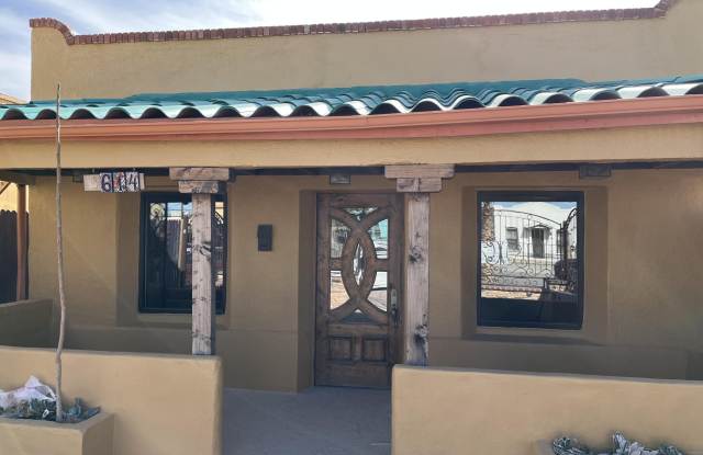 Photo of 3614 E MISSOURI Avenue