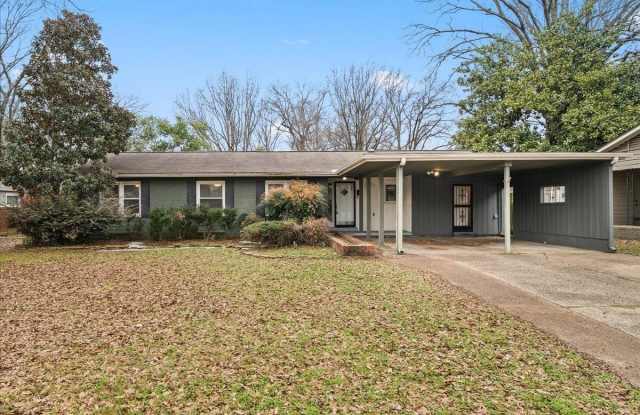 1073 IVY Rd