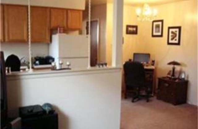 11 HURON Avenue unit: 9