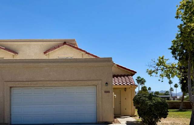 2 Story Townhouse - Rancho Del Oro