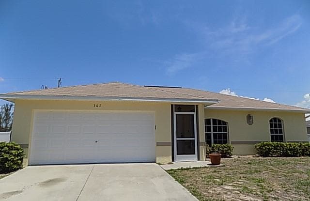 307 SW 21st TER - 307 Southwest 21st Terrace, Cape Coral, FL 33991