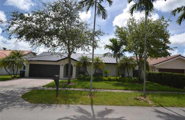 5785 SW 89th Ave