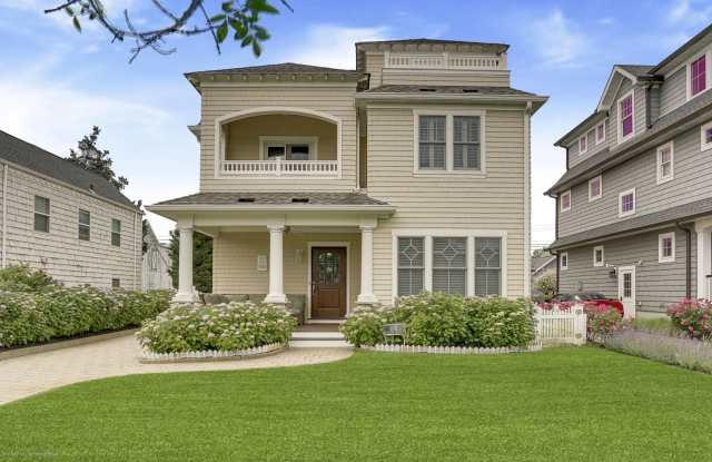 108 Neptune Place
