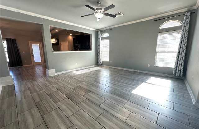 1017 Santa Catalina Street