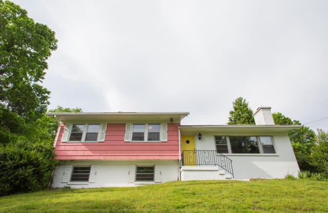 2421 Eastland Avenue - 2421 Eastland Avenue, Nashville, TN 37206