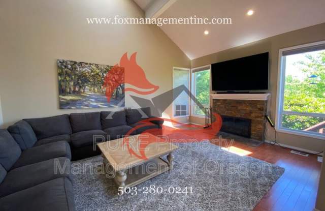 15695 SW Bobwhite Circle