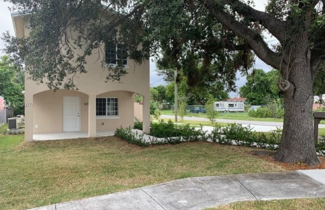 4290 NW 23rd Ct # 4290 - 4290 Northwest 23rd Court, Brownsville, FL 33142