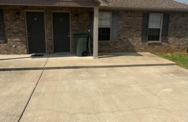 107 Ezra Court B Portland TN apartments for rent