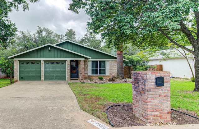 Adorable 3 bedroom 2 bathroom home in Cherry Creek! photos photos