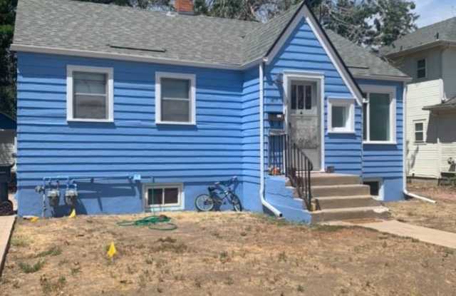 1617 6th Ave B - 1617 6th Avenue, Greeley, CO 80631