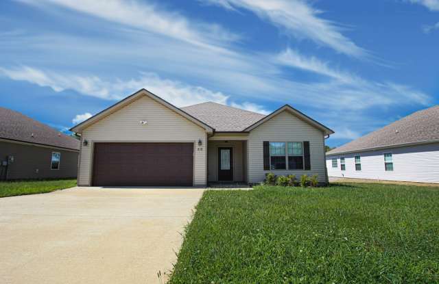 Photo of Pet Friendly Three Bedroom!