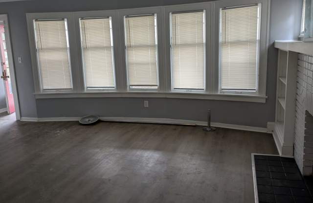 3431 Beechwood Avenue - 1