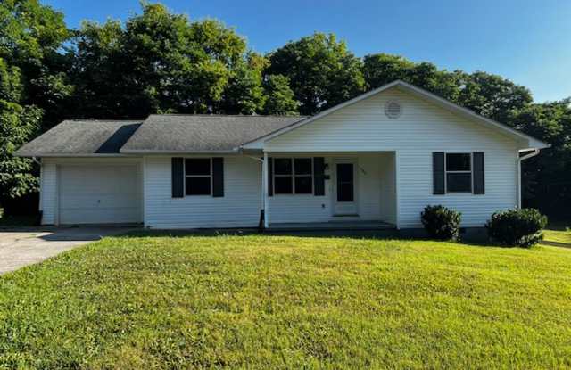 Maryville 37803 - 3 bedroom, 2 bath home - Contact Troy Adams (865) 233-6949
