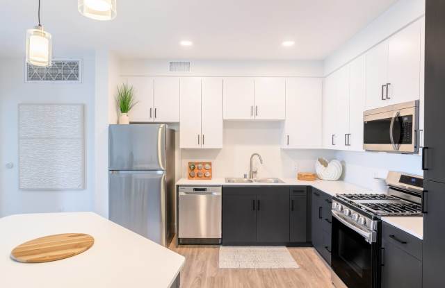Photo of Enzo Apartments