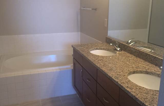 3911 S Carson St Unit C
