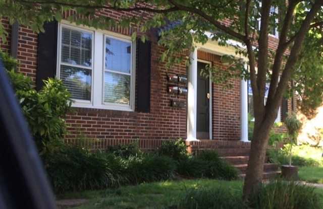 Photo of Pretty Condo In Highly Desirable Neighborhood